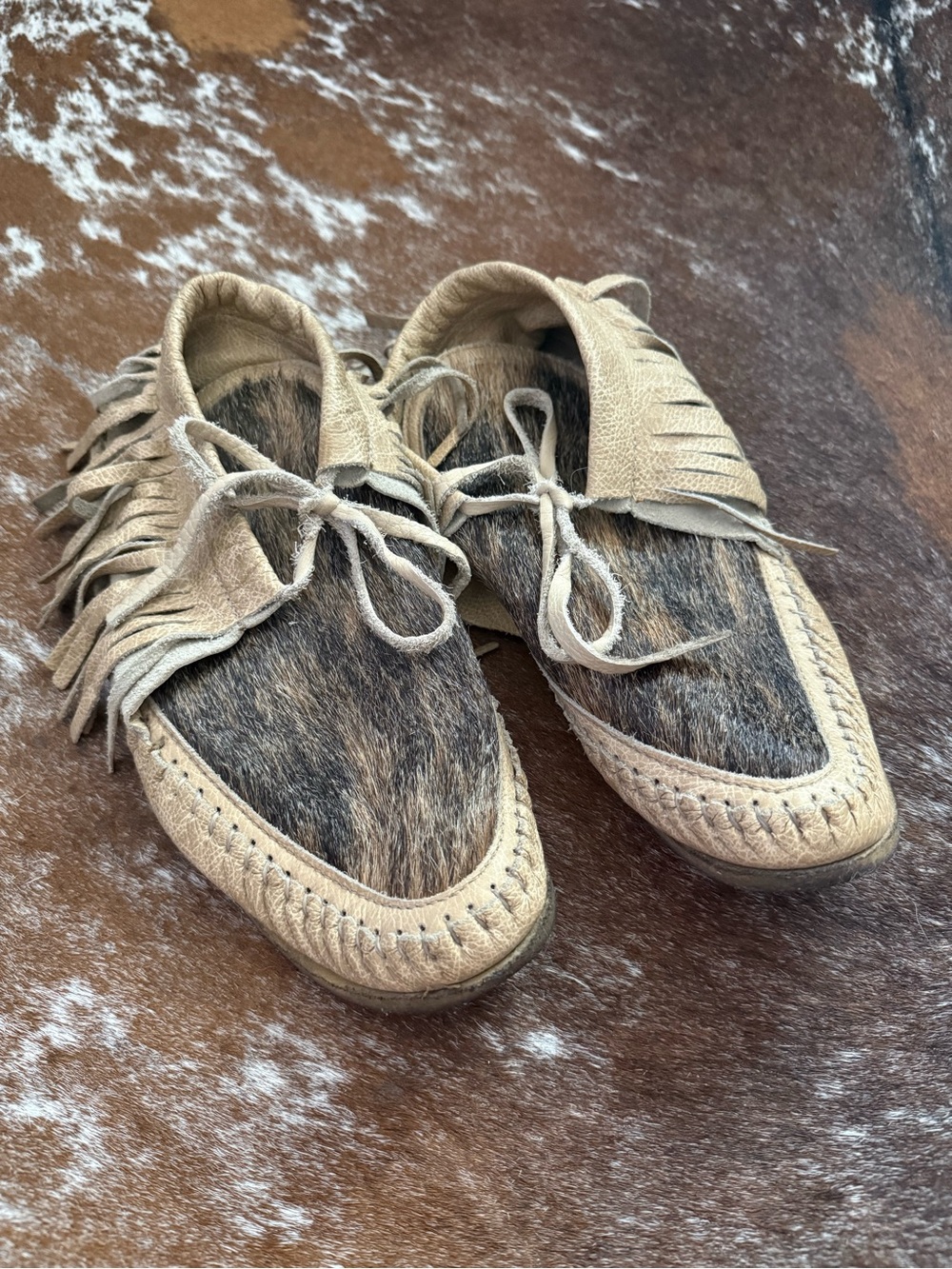 Beige Fringe Moccasin Loafers with cowhide Accent